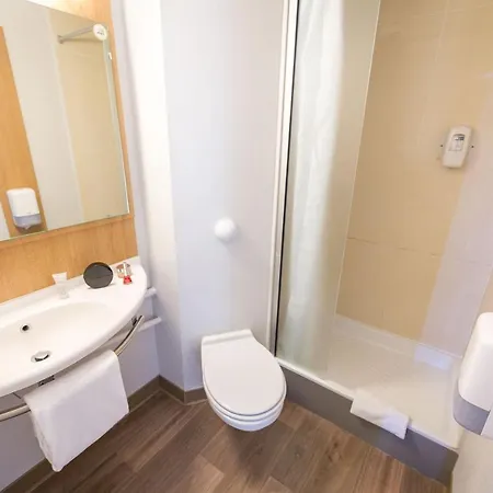 B&B Hotel Perpignan Nord Aeroport 2*