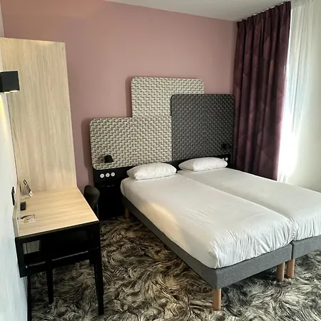 Nord Aéroport Hotel 2*