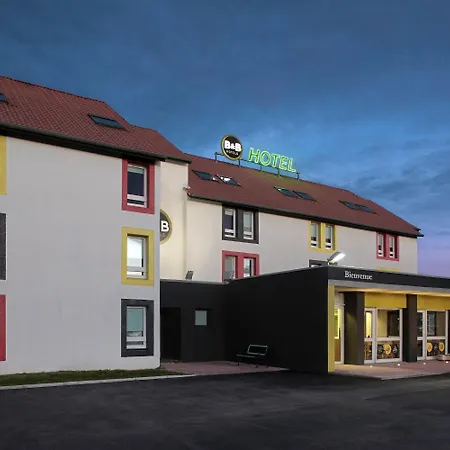 فندق Nord Aeroport بيربينيو