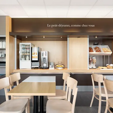 מלון Nord Aeroport פרפיניין