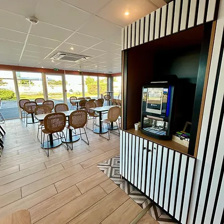 מלון Nord Aeroport 2*